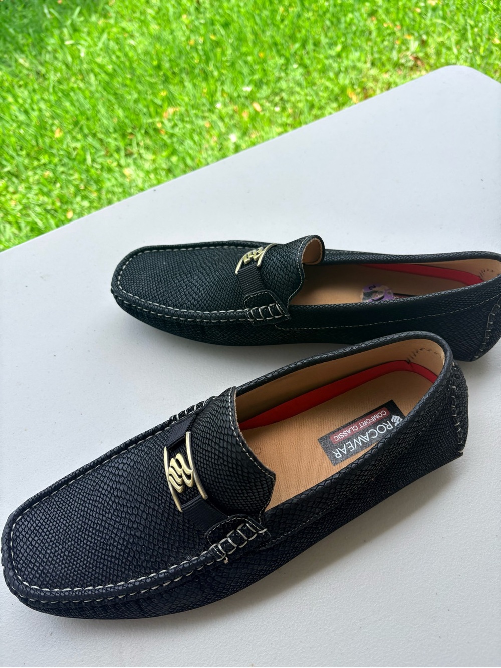 Rocawear Black Textured Slip-On Loafers with Gold Accent